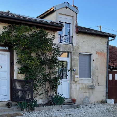 Maison à louer Les Roses Arconville Extérieur photo